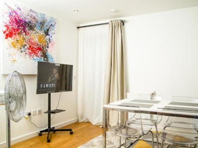 Kayz Lodge- Luxury Ensuite-Private & Shared Accommodation In A New House At The Olympic Village Overlooking Stratford Westfield And Tube Station ロンドン 部屋 写真